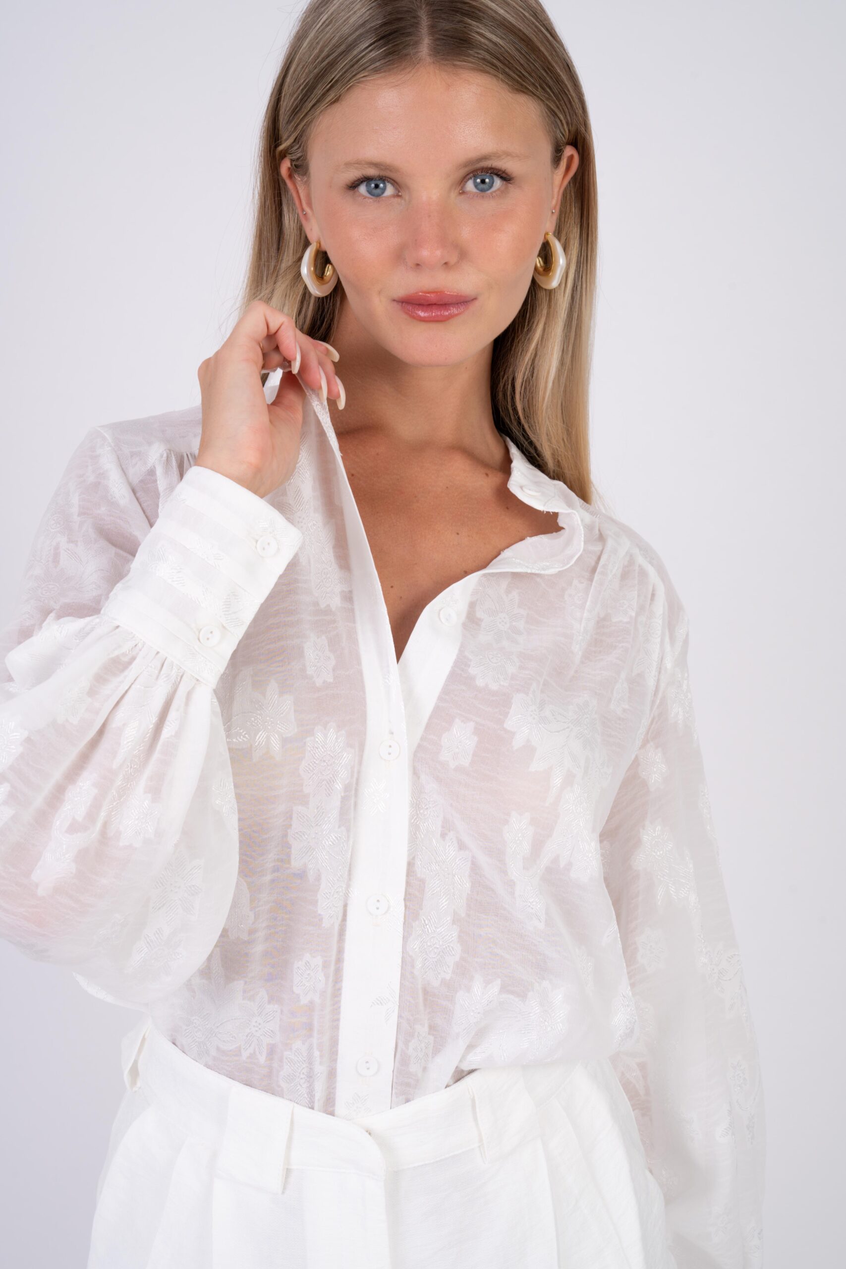 Evelyn Top-White Bold